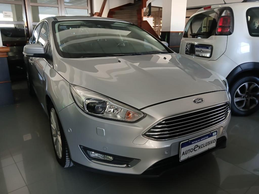 FORD FOCUS 4P 2.0L N AT TITANIUM 2016
